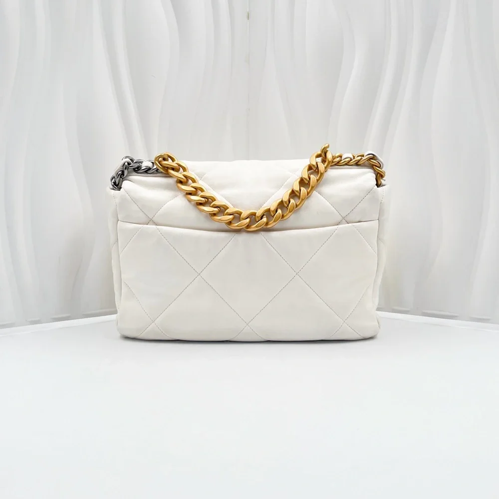 CHANEL 19 Large Flap Bag White Quilted Lambskin Mixed Metal Hardware - Picture 4 of 14